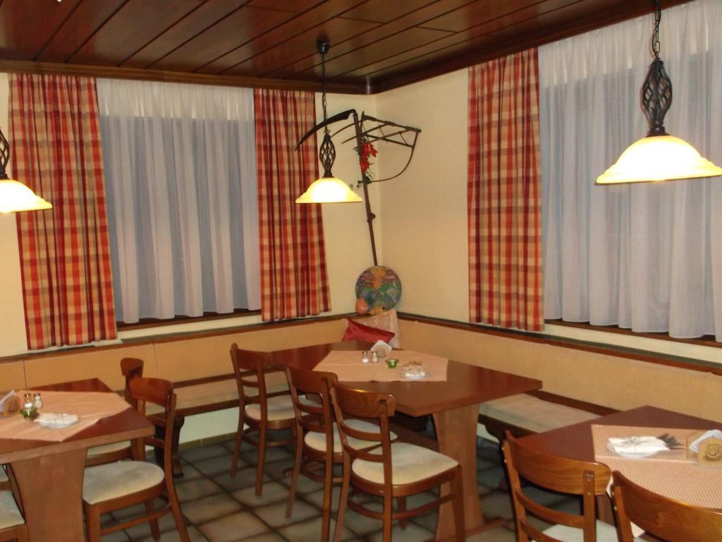 Gasthaus Vogelgarten アイスリンゲン エクステリア 写真